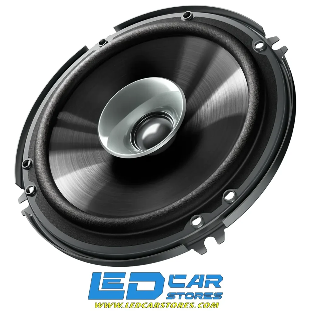 اكتشف عالم Pioneer للصوت في سيارتك مع LED Car Stores 2 Pioneer TS-G1610F-2 - 16 CM 280W